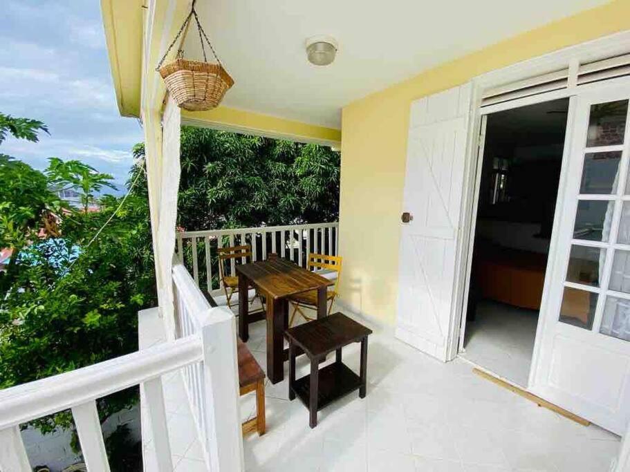 Habitation Nala Proche Bourg Apartamento Terre-De-Haut Exterior foto