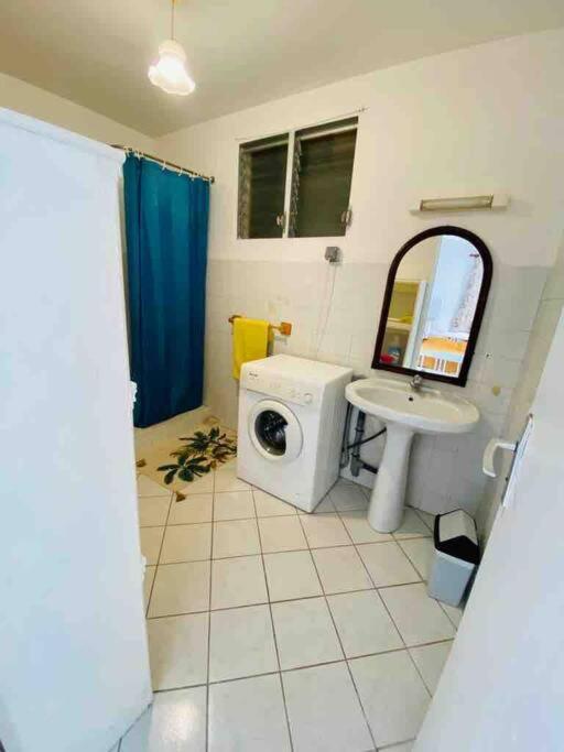 Habitation Nala Proche Bourg Apartamento Terre-De-Haut Exterior foto